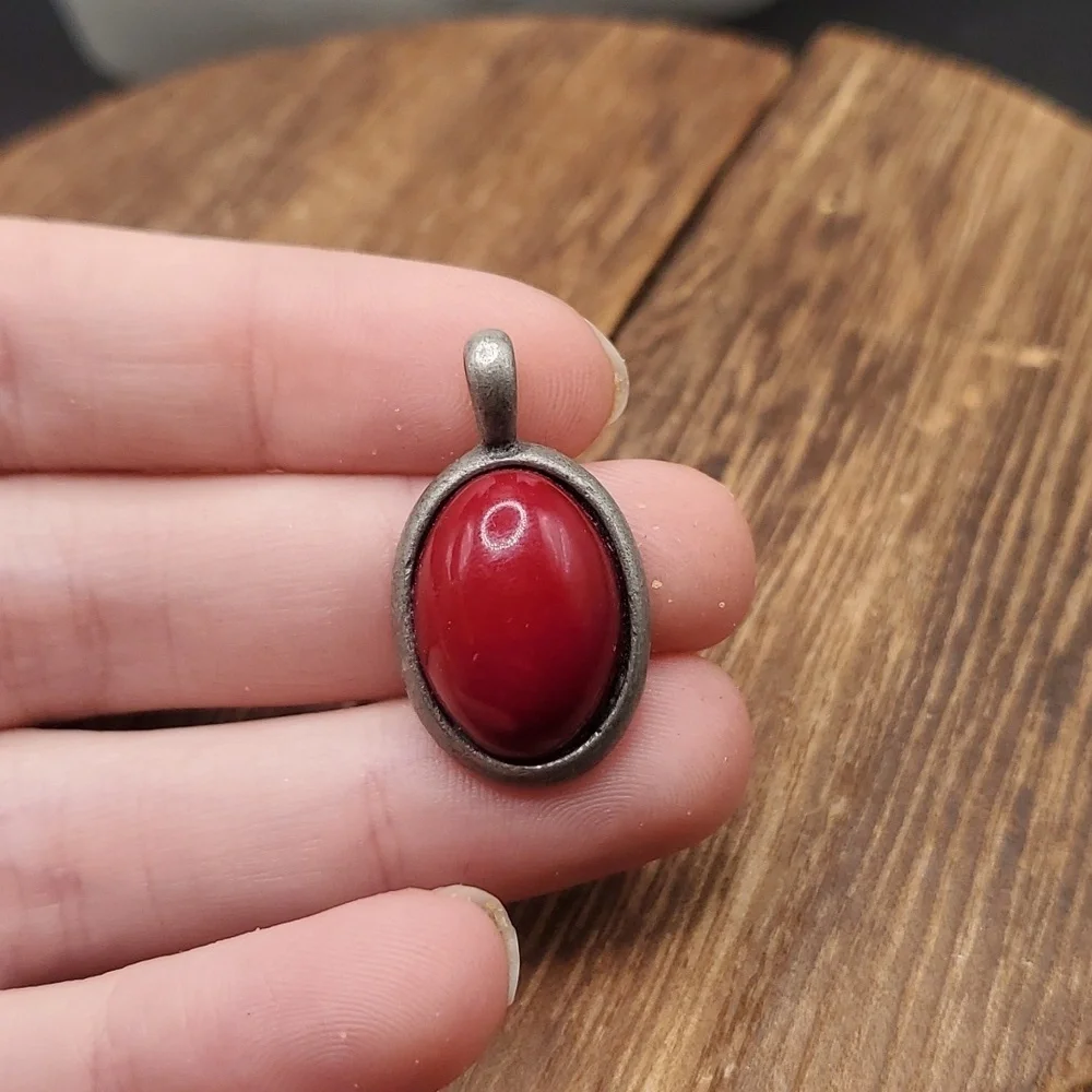 Sterling amulet red stone‎ necklace pendant